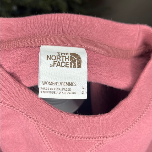 The North Face Pink Women's Crewneck - Picture 4 of 4